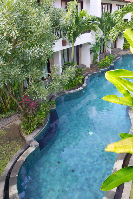 Seminyak Townhouse Aparthotel Buitenkant foto